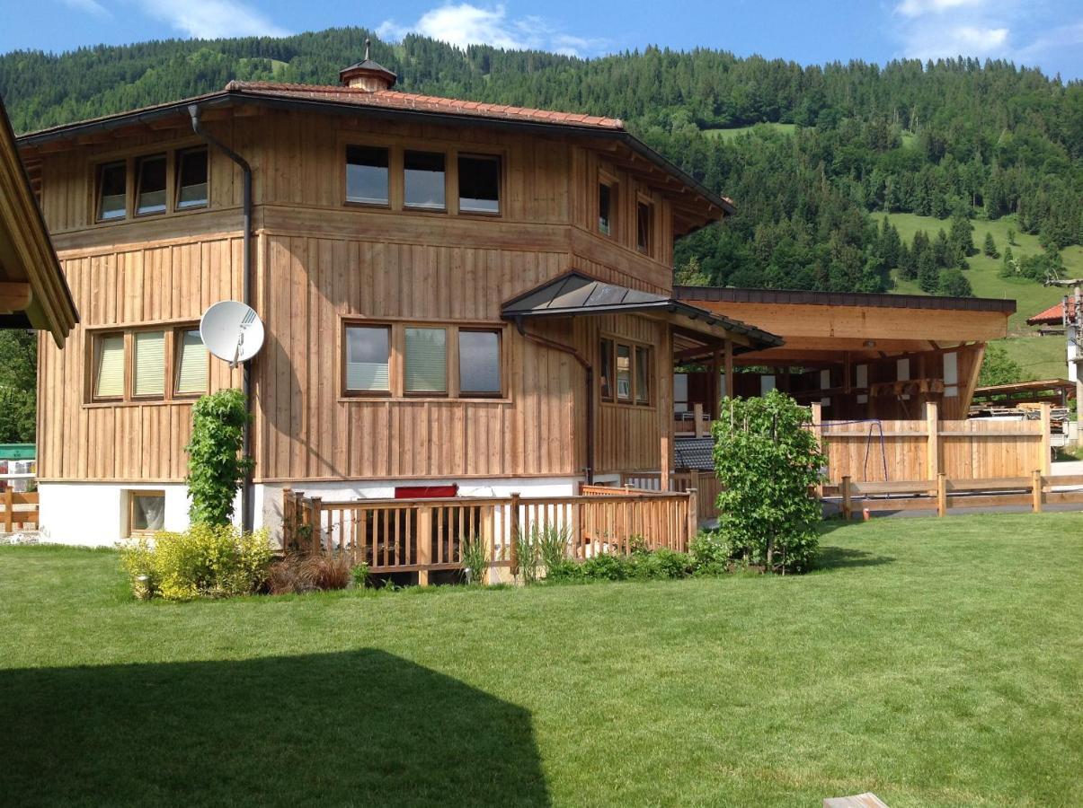 Ferienhaus Oktogon Itter Exterior photo