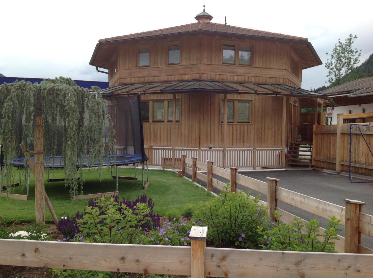 Ferienhaus Oktogon Itter Exterior photo
